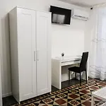 فندق مبيت وإفطار Antica Dimora Maravigna 4*